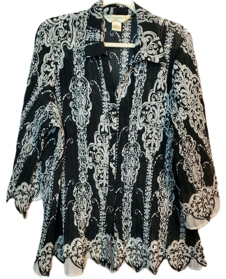 New‎ York & Company 2XL Black Paisley Blouse Crinkle Fabric Cottagecore  - Image 1 of 4