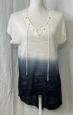 Top tejido mezcla de lino con cordones cuello en V marfil azul marino ombre mediano Central Park con Foto 1 de 4