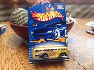 Hotwheels Hot Wheels 2001 First Edition Surfin School Bus # 14 2/36 - Bild 1 von 1