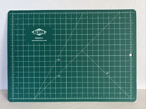 Alvin Professional GBM Series Self Healing Cutting Mat Green/Black 8.75” x 12” - Picture 1 of 2