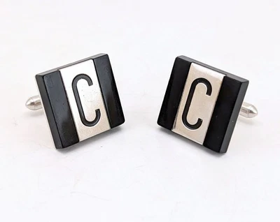 Gemelos SWANK Letra C Años 60-70 Para Hombre De Colección Vidrio Negro y Metal Tono Plateado Foto 1 de 4
