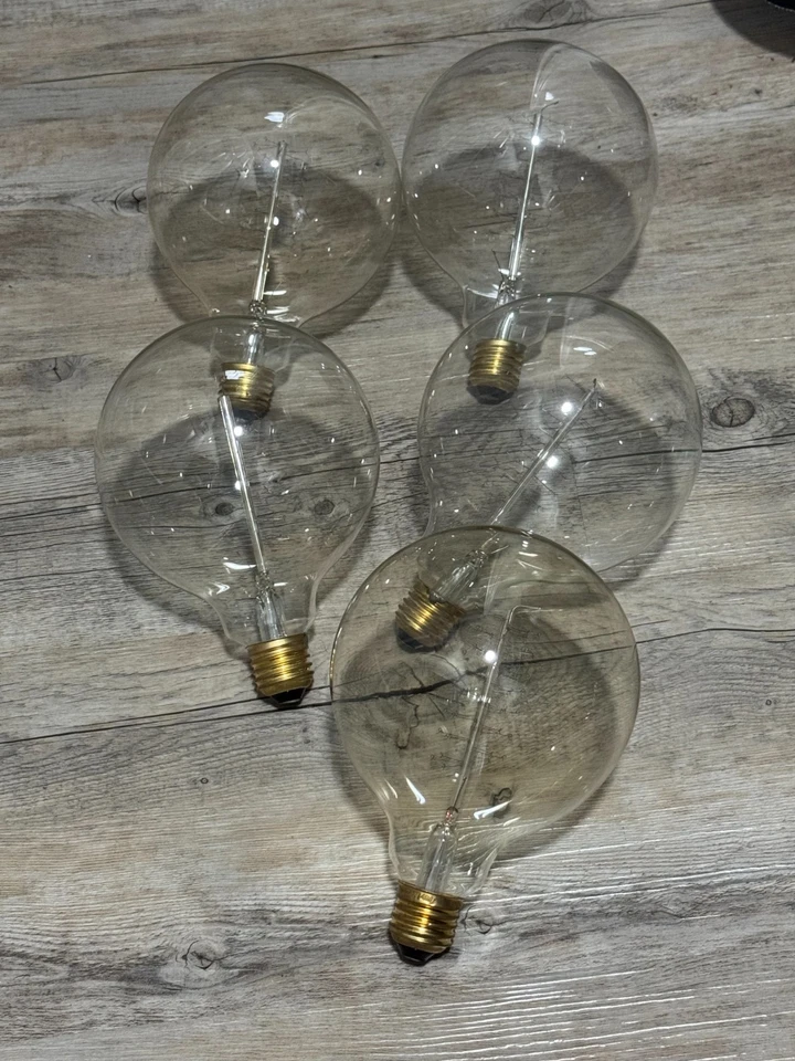 Vintage Light Bulbs 40w E27 x 5 - Image 1 of 1
