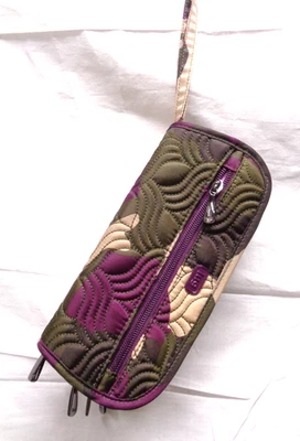Cartera sin asas para mujer LUG acolchada púrpura camuflaje FLIPPER ~ NUEVA SIN ETIQUETAS Foto 1 de 4