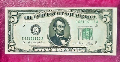 1950-A $5  RICHMOND, VIRGINIA FEDERAL RESERVE NOTE - SUPER GEM CRISP NEW  - Image 1 of 2