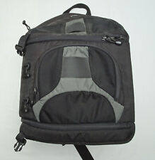 Футляры, сумки и чехлы для фотоаппаратов и видеокамер Lowepro