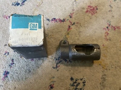 Genuine GM 3949379 Steering Linkage Socket NOS - Image 1 of 4