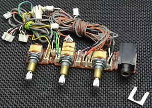 Yaesu FT-767GX - VR-A Einheit F2802104A (MIKROFON/LAUFWERK, SQL/NB, AF/RF) - Bild 1 von 2