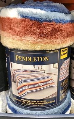 PENDELTON Reversable Faux Fur Luxe Blanket Queen 98x92 NEW Heavy Weight  - Image 1 of 4
