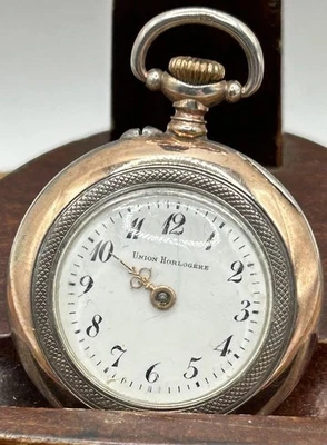 Трудно найти антикварные карманные часы Petite Union Horlogere серебро .800 запчасти или реставрация - Изображение 1 из 4