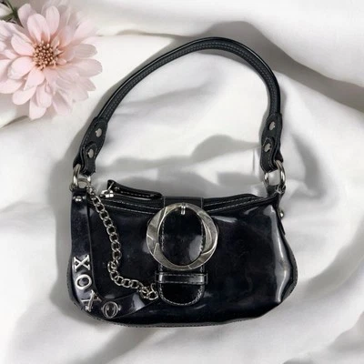 Mini Bolso de Hombro Negro Charol Imitación Cuero Y2K Hebilla Cadena Punk Rock Grunge Foto 1 de 4