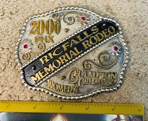 YELLOWHAIR 2000 PHX RICFALLS MEMORIAL RODEO WOMENS CALF DRESSING CHAMPION BUCKLE - Picture 1 of 2