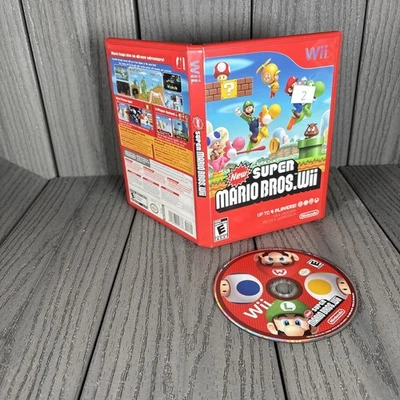 New Super Mario Bros. Wii (Nintendo Wii, 2009) Complete Play tested (#2) VG - image 1 of 4