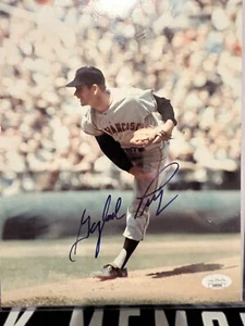 Gaylord Perry Hand Signed 8 x 10 Autograph Photo HOF Pitcher Giants JSA COA - Picture 1 of 3