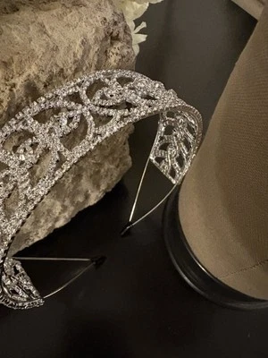 diademas de diamantes de imitación para mujer Foto 1 de 4