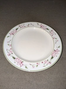 Martha Stewart Everyday HYDRANGEA 11" Dinner Plate Green Trim  Replacement  - Picture 1 of 3