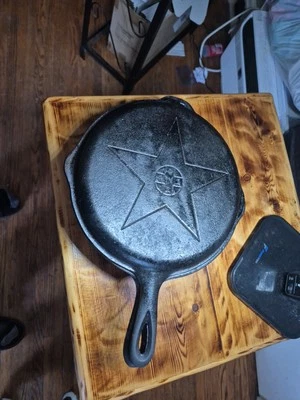  Vintage Lodge 8 FS "Foursome" 4-In-1 Cast Iron - Image 1 of 4