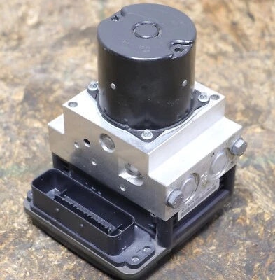 Sistema antibloqueo ABS estabilidad dinámica bomba de freno de computadora OEM BMW E60 E63 E64  Foto 1 de 4