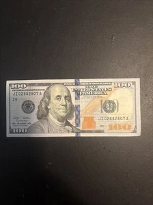 $100 bill (One Hundred Dollar Bill) - Series 2009 (Lightly Circulated) - Picture 1 of 2