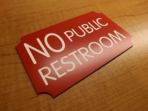 Letrero de puerta grabado SIN BAÑO PÚBLICO | placa de pared de oficina restaurante plato bar - Imagen 1 de 1
