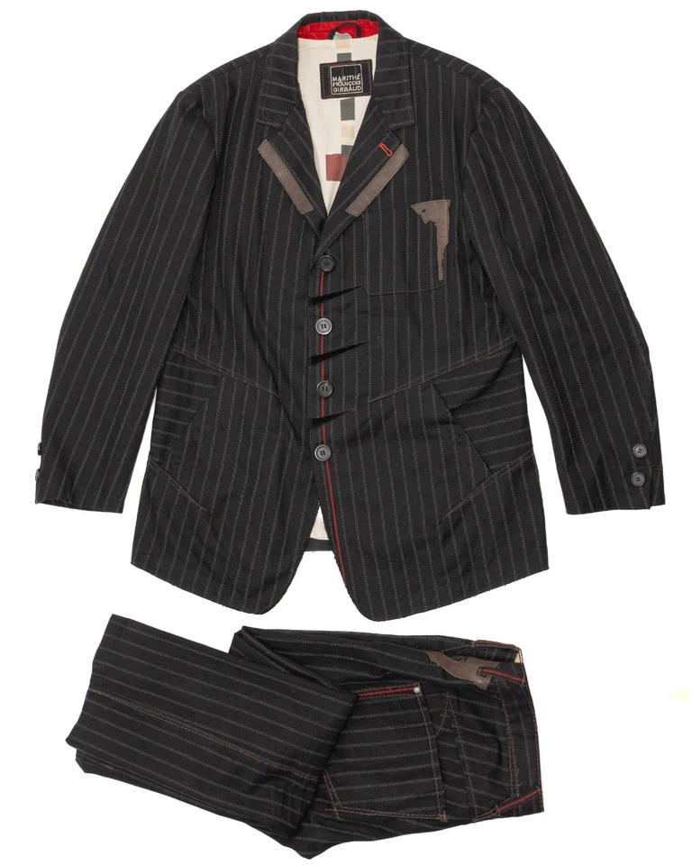 Traje de 2 piezas a rayas Marithe + François Girbaud años 2000 con detalles de cuero Foto 1 de 4