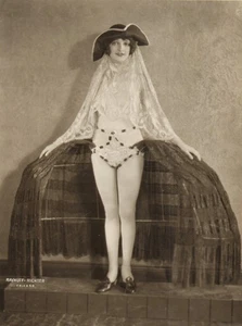 USA Chicago Woods Theatre Stage Actress Mae Bernie Rayhuff Richter Photo 1920's - Imagen 1 de 3