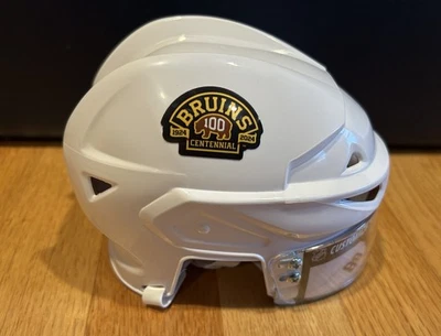 Mini Casco Personalizado Boston Bruins Centenario 100 Años Coleccionable Blanco Sin Firmar Foto 1 de 4