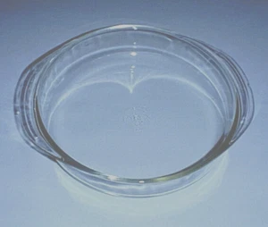 PYREX #221 Clear Glass Ovenware 8 1/4" Casserole Baking Dish with Handles - Picture 1 of 5