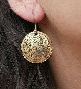 Pendientes étnicos de metal dorado Bollywood hippie oriental bhopal  - Imagen 1 de 2