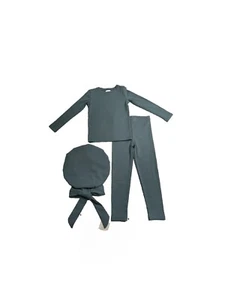   girls 3 piece sets pajamas with satin lined bonnet color green age 1- 10years. - Picture 1 of 9