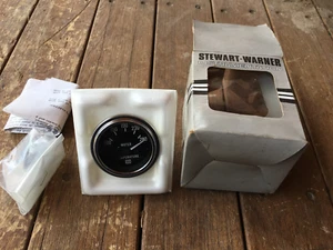 NEW OLD STOCK STEWART WARNER TEMP GAUGE 467 IN BOX - Picture 1 of 4