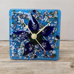 Murano Millefiori blau Seestern Floral Quadrat Glas klein 4,75" Schreibtischuhr lesen - Bild 1 von 13