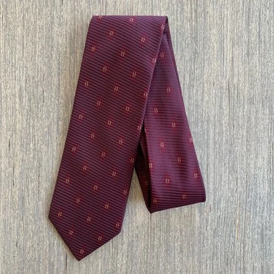 Giorgio Armani Purple Plum Handmade 100% Silk Neck Tie 3”x56” - Image 1 of 4