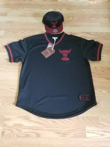 Mitchell & Ness Chicago Bulls Pullover Mesh V-Ausschnitt Herren L mit passendem Snapback - Bild 1 von 5