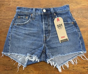 levis 501 short sale
