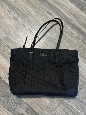 Bolso grande Kate Spade New York Wilson Road acolchado Talya!!  Usado en excelente estado.  ($395 si es nuevo) Foto 1 de 4
