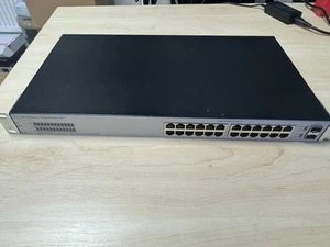 Commutateur Ethernet HPE OfficeConnect 1820 24G PoE+ - J9980A - Photo 1/9