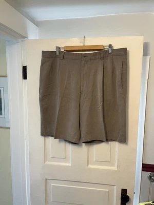 Tommy Bahama Pantalones Cortos Para Hombres 38 Marrón Seda Plisado Relajado Informal Vestido Golf Foto 1 de 4