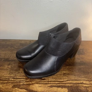 Clarks Scarpe donna 8M stivali stivaletti neri in pelle e camoscio con zip laterale e tacco - Foto 1 di 23