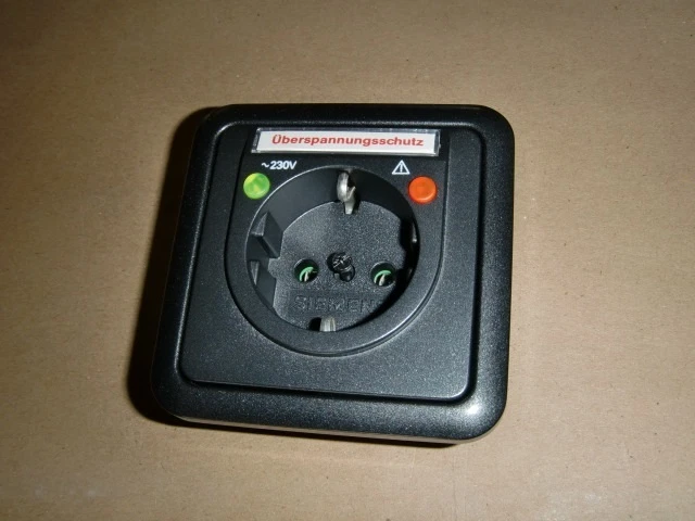 Siemens Delta Profile Anthracite UP Schuko Socket 1 Way with Surge Protector - Image 1 of 1