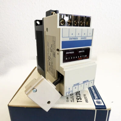 Telemecanique TSX DEF 812  TSXDEF812 082570 8 ISOL. Inputs 24VDC -unused/OVP-  - Image 1 of 4