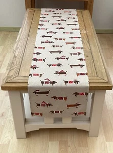 Navidad Santa Dachshund Salchicha Perro Beige Rojo Blanco Marrón Lino Corredores de Mesa - Imagen 1 de 3