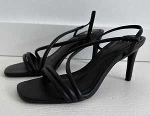 BP Billy Strappy Stiletto Absatz offene Zehe schwarz Ledersandale Gr. 6,5 - Bild 1 von 8