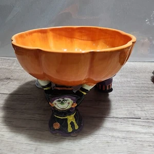 Cuenco de dulces de cerámica de Halloween bombeo sostenido por la bruja de Drácula y el fantasma sonriente - Imagen 1 de 6