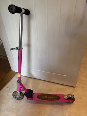 JD Bug Junior Street MS100 Folding Scooter - Pastel Pink - Image 1 of 2