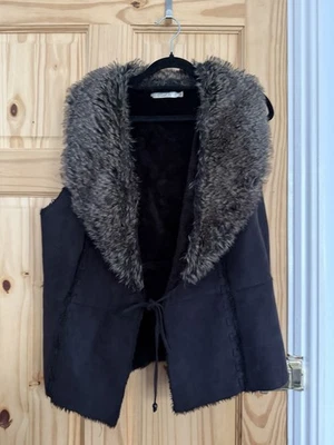 Faux Fur Vintage Gillet M&Co Size 16 Black Great Condition - Image 1 of 4