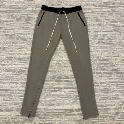Pantalones de chándal FOG Fear Of God Essentials para hombre grandes estuco tobillo cremallera cordón Foto 1 de 4