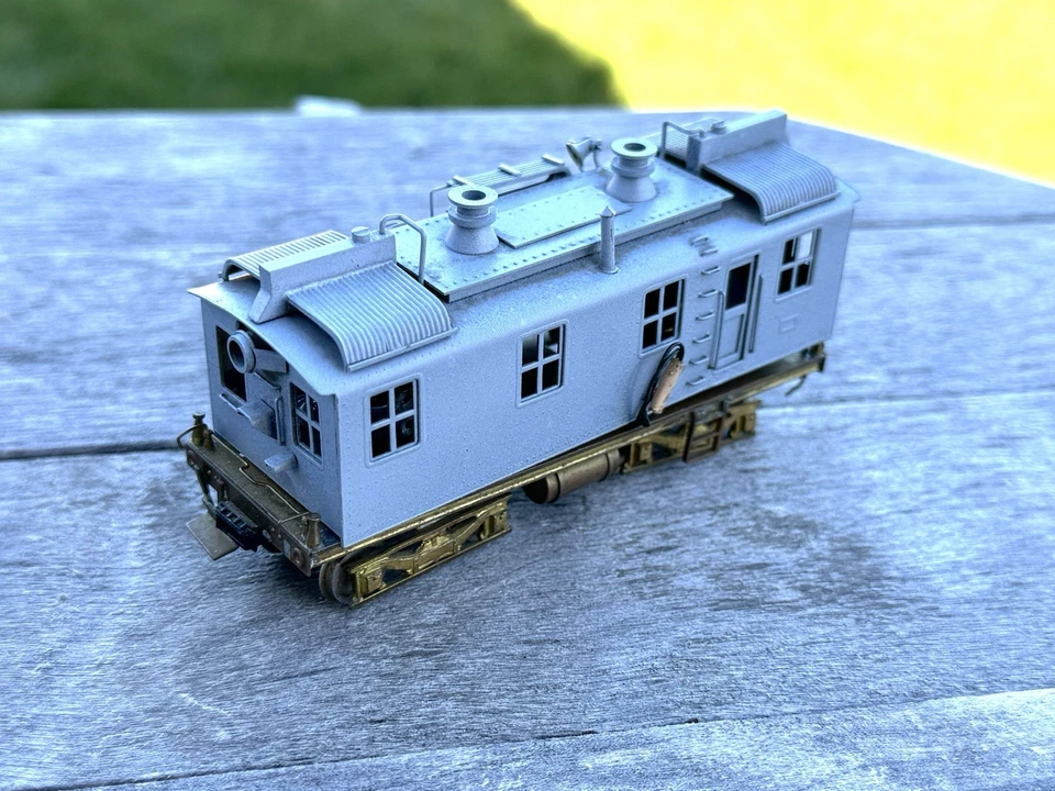 Vintage Brass Metal DS-1 Electric Boxcab Locomotive For Repair (No Box) - Image 1 of 4