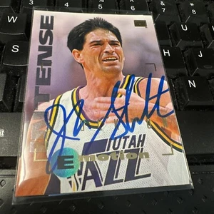 John Stockton 1994-95 Skybox Emotion - #96 autographed with COA - Picture 1 of 2