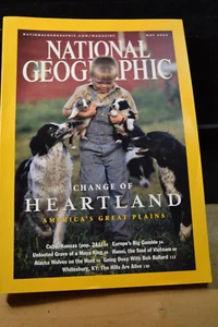 NATIONAL GEOGRAPHIC MAGAZINE-MAY 2004-US GREAT PLAINS-WOLVES-HANOI - Picture 1 of 4