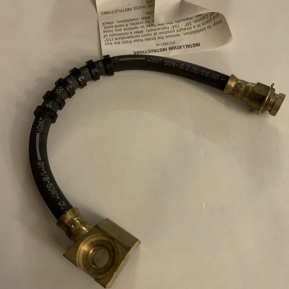 Manguera hidráulica de freno lateral del pasajero delantero Element3 para Lincoln Town Car 81-90 Foto 1 de 4